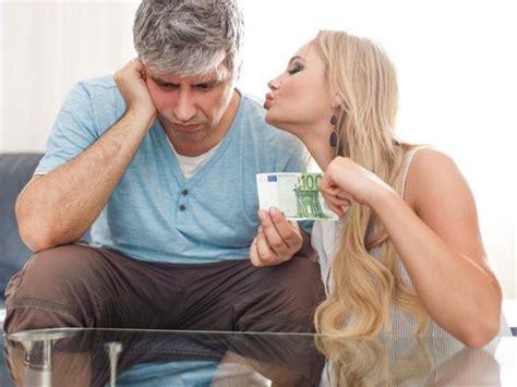 signs you are dating a gold digger